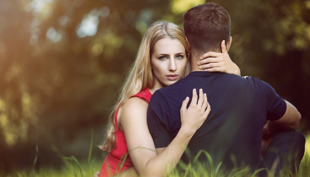 6453aa424006f9d80d070c70_romantic-g366cd0517_1280